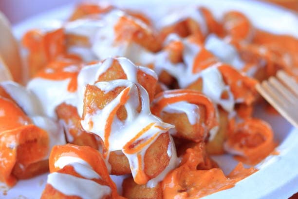 patatas o papas bravas en freidora de aire